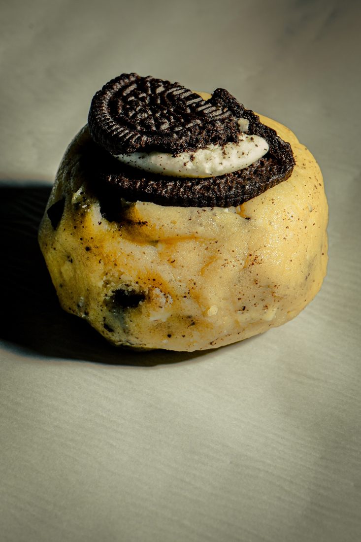 Detalle de la masa con Oreo